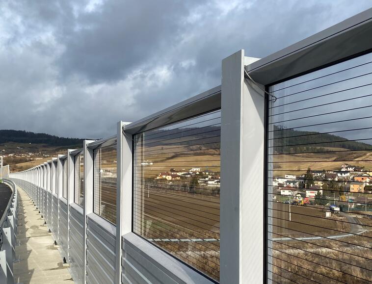 Proti hluku a oslnění. Pomohli jsme se slovenskou dálnicí