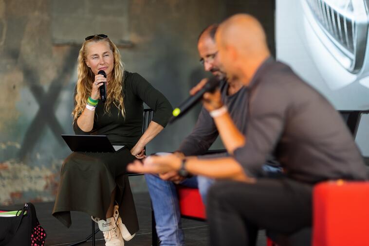 Čtvrté vykročení vlastní cestou